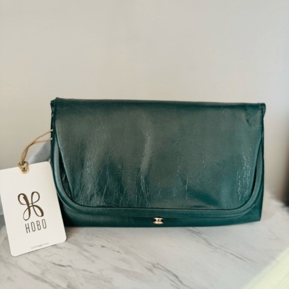 HOBO LAUREN CLUTCH LEATHER WRISTLET WALLET  Sage‎ Henna Luxury Leather, NWT